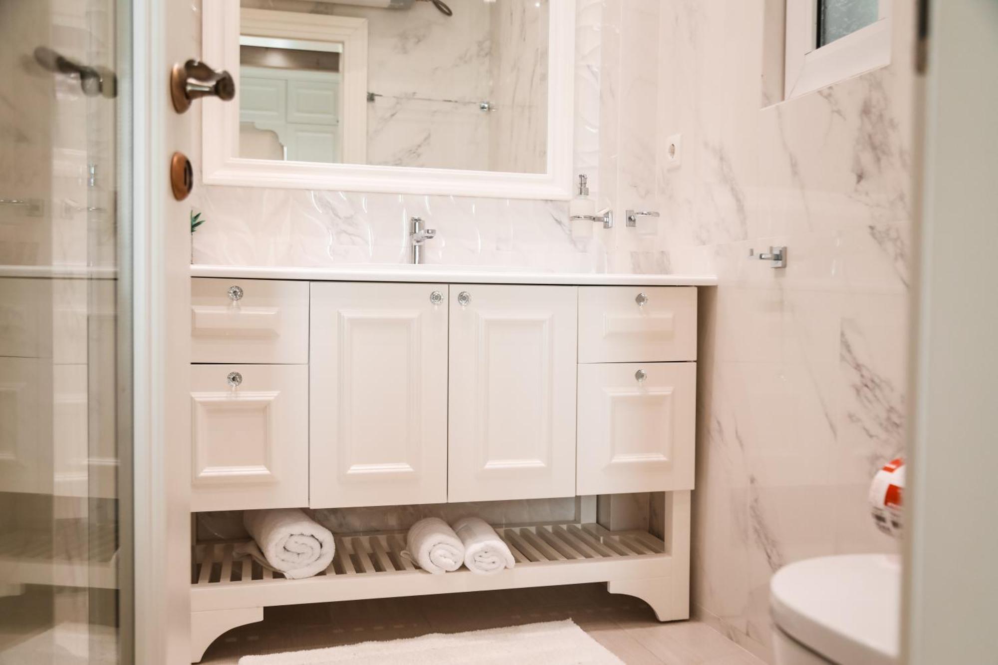 Limani Luxury Apartments Beachfront Saranda Zewnętrze zdjęcie